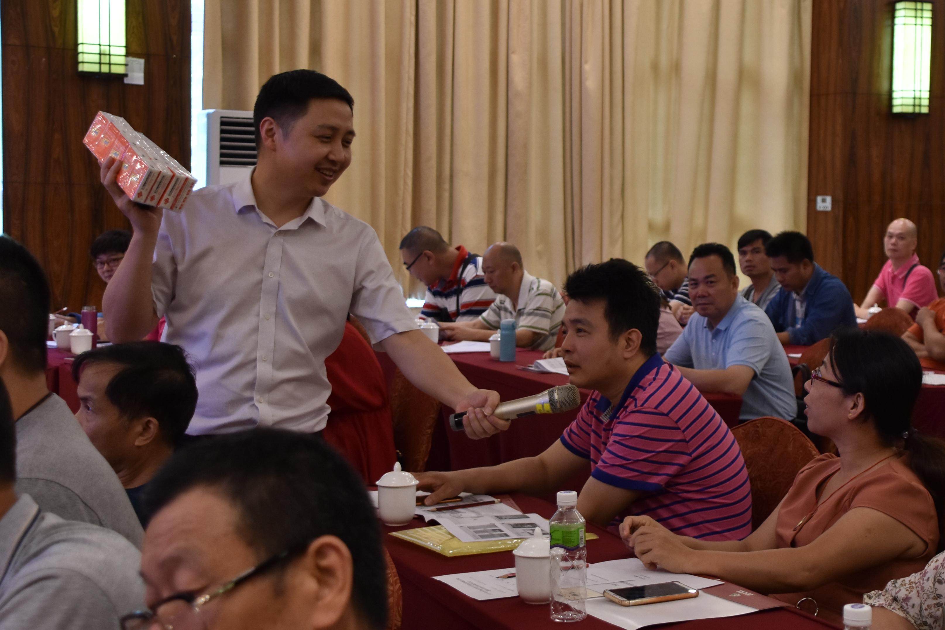 天下彩票免费资料大全，揭秘网络迷雾中的真相✅✅✅天下彩票免费资料大全正版挂牌视频